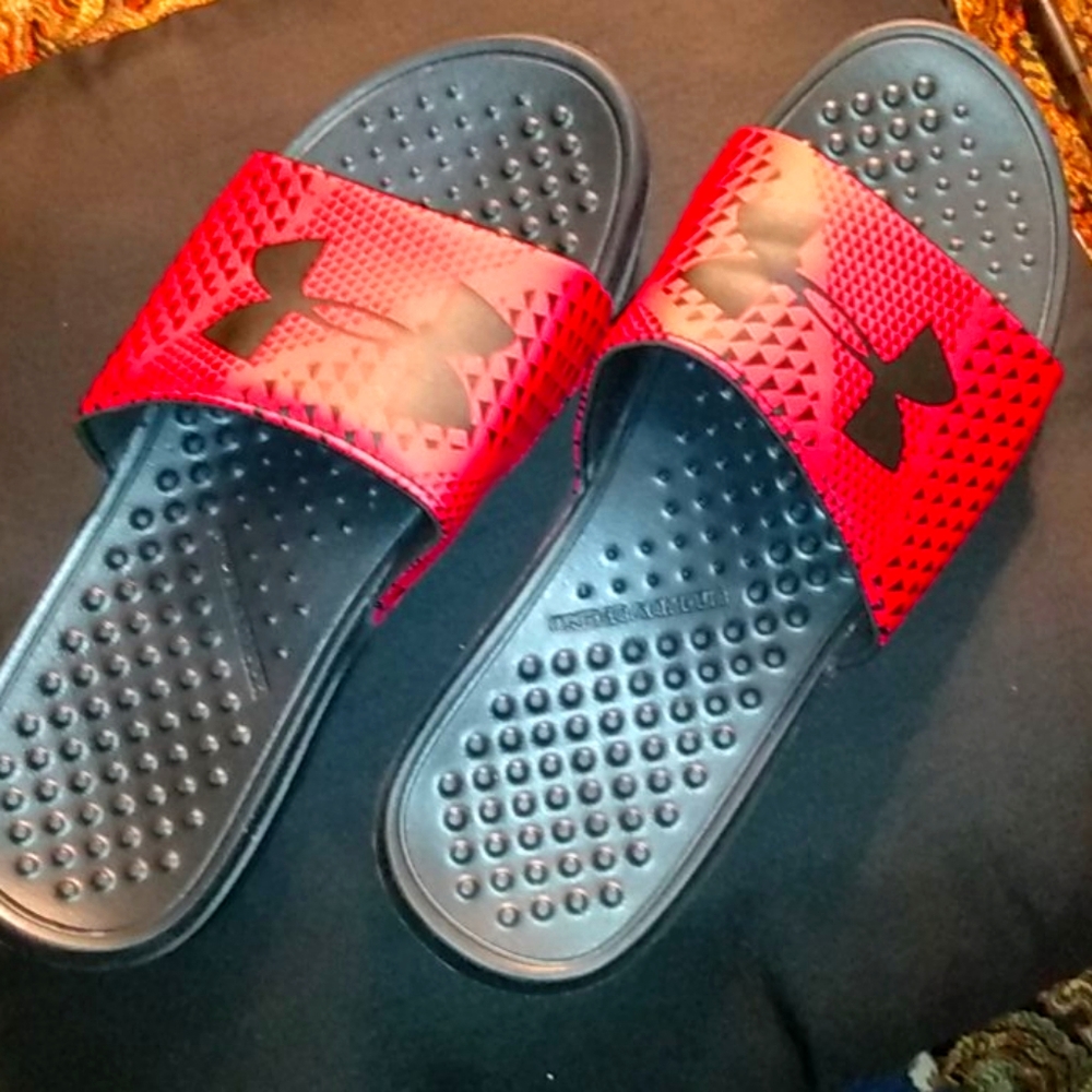 Under Armour slippers